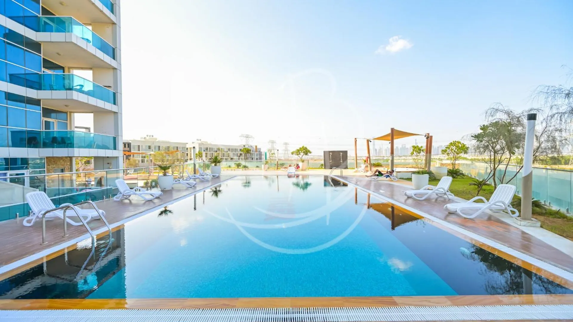 Holiday Boulevard - Modern Studio In Jvt W High-End Gym & Pool Dubái Apartamento