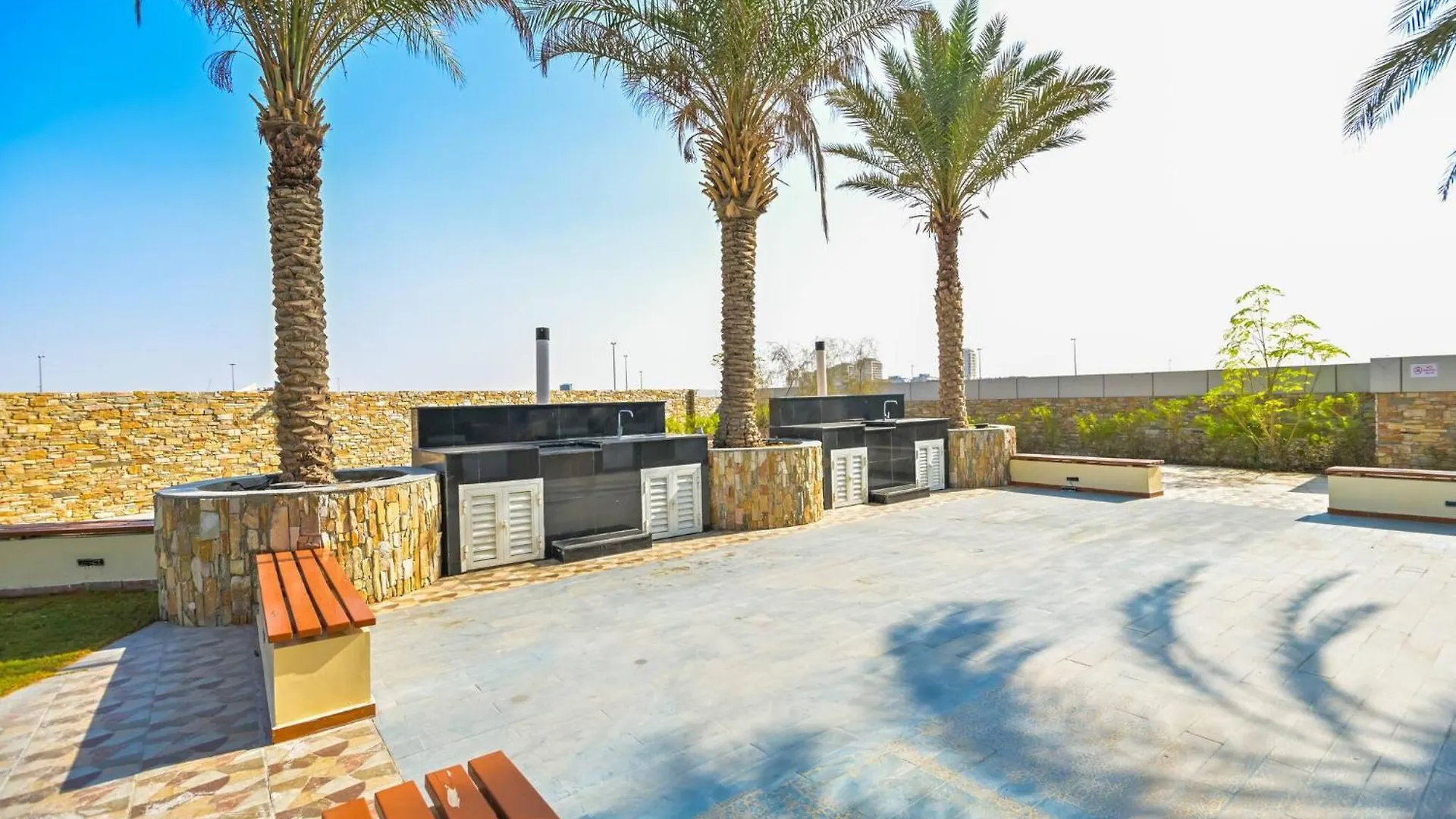 Holiday Boulevard - Modern Studio In Jvt W High-End Gym & Pool Dubái Apartamento