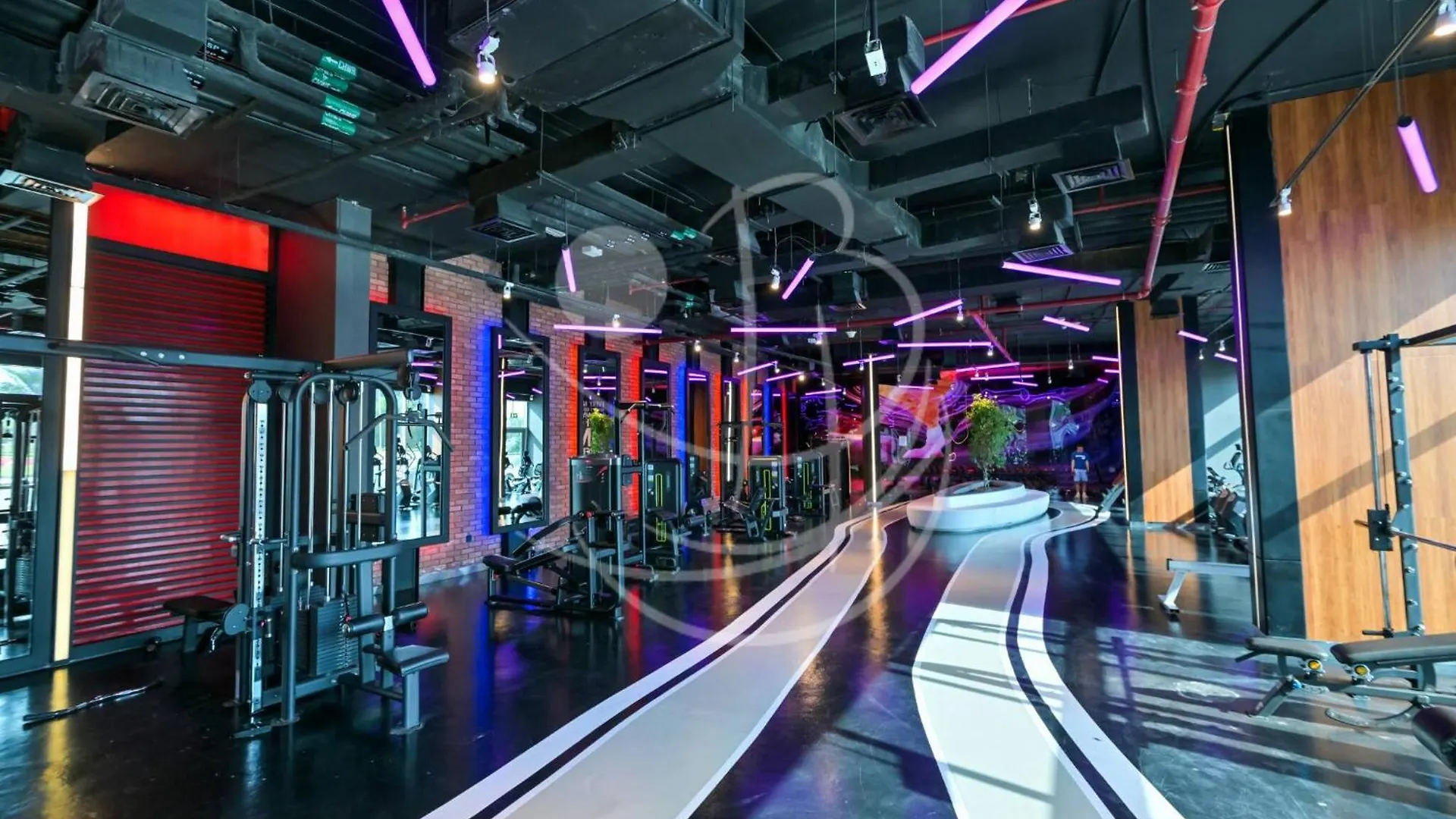 Holiday Boulevard - Modern Studio In Jvt W High-End Gym & Pool Dubái
