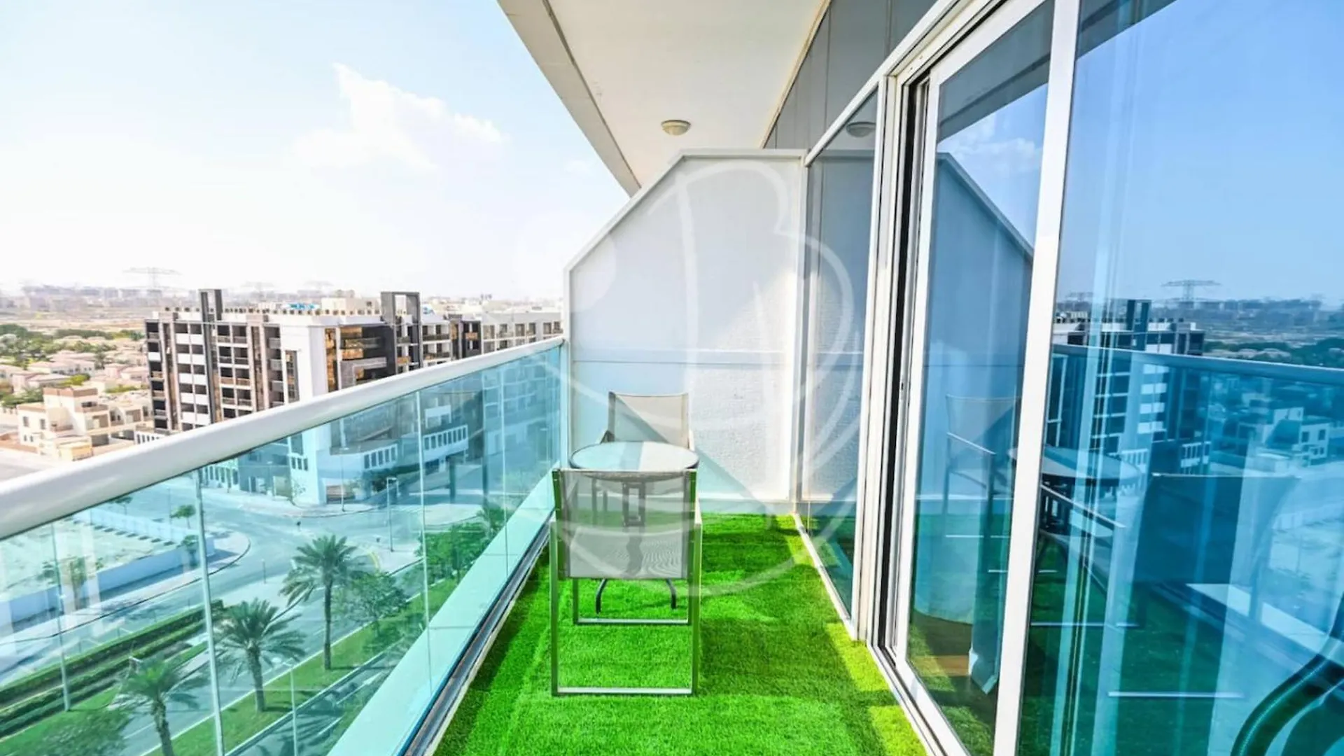 Holiday Boulevard - Modern Studio In Jvt W High-End Gym & Pool Dubái 0*,